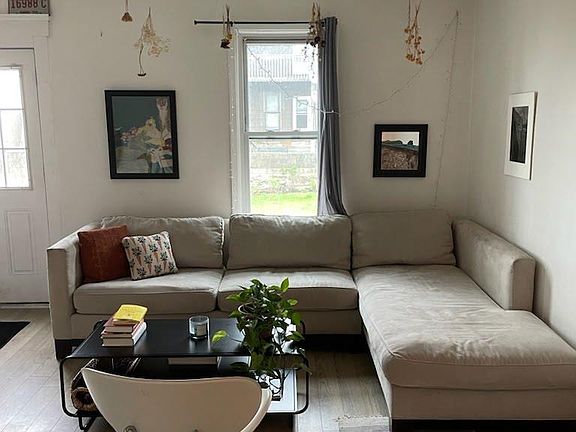 3rd image of 5004 Herman Ave #5