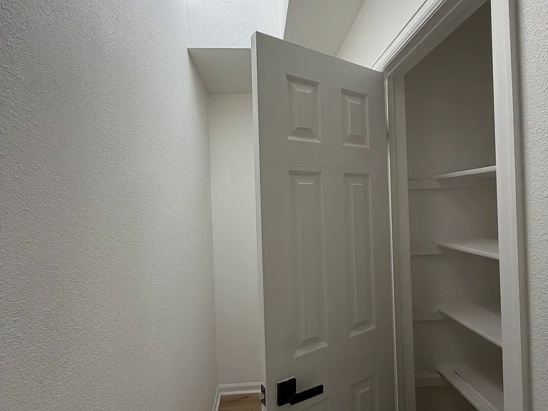 414 N Meldrum St #A — Photo 18