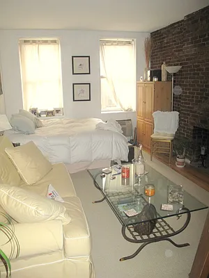 Rented by Chartwell Forest Hills Realty | media 1