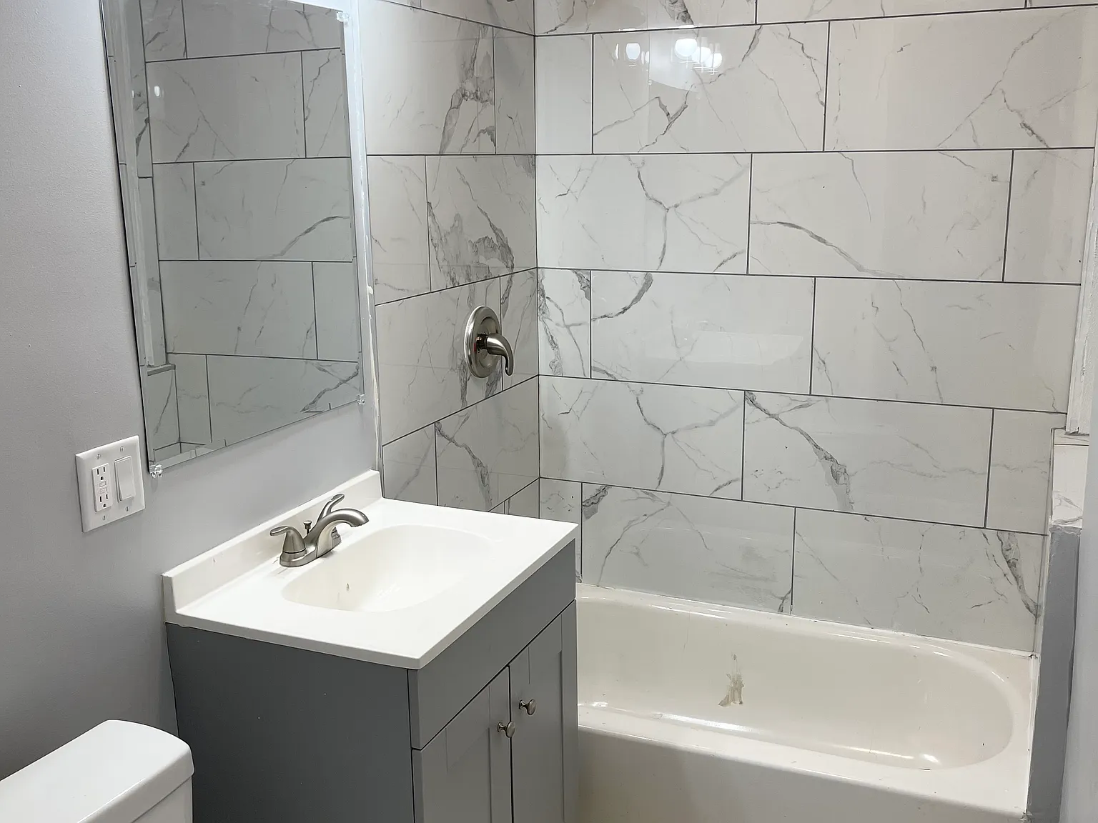 2 bed, 700 sqft, $1,225 — Photo 4