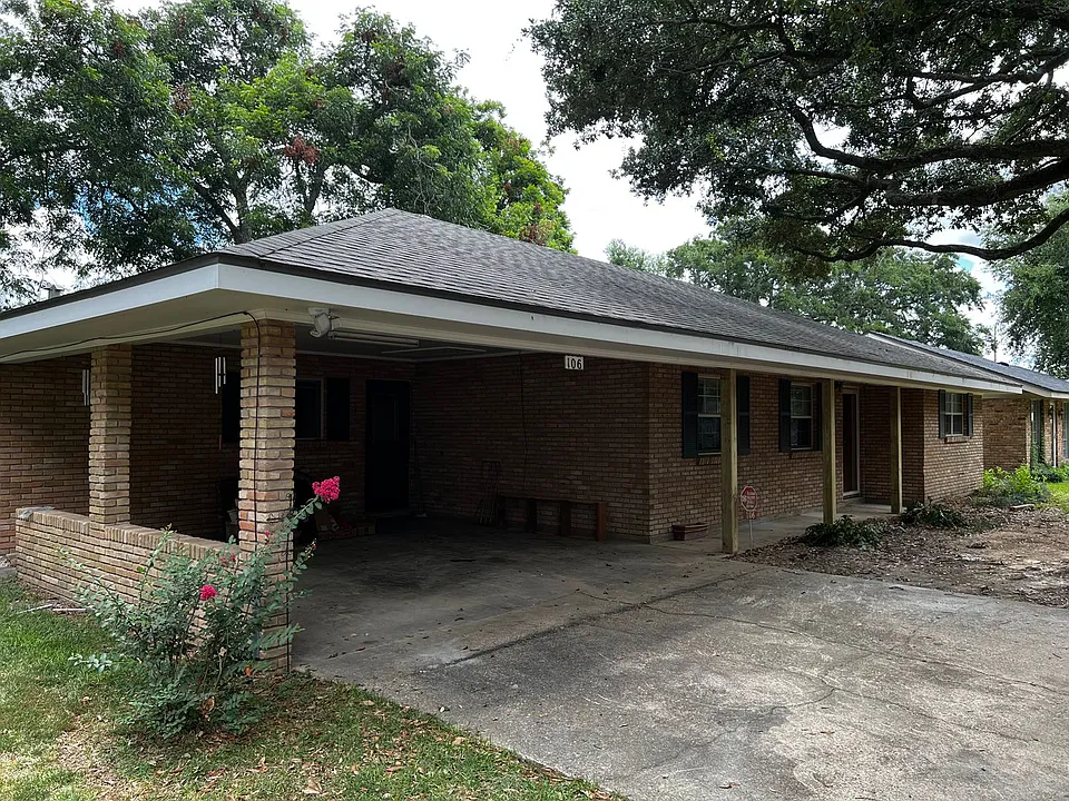 106 Claymore Dr