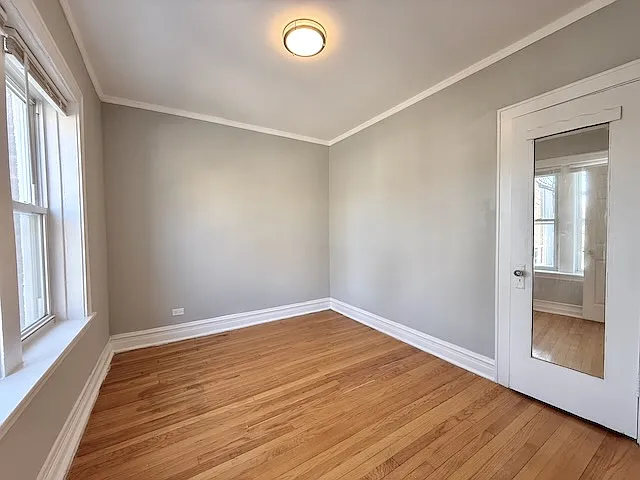 4140 N Mozart St #2W — Photo 3
