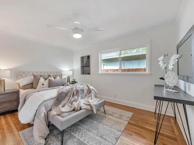 2319 S Norfolk St — Photo 17