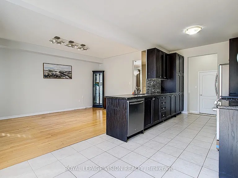 72 Jeanette St — Photo 9
