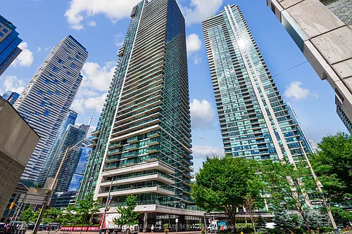 33 Bay St Photo 1