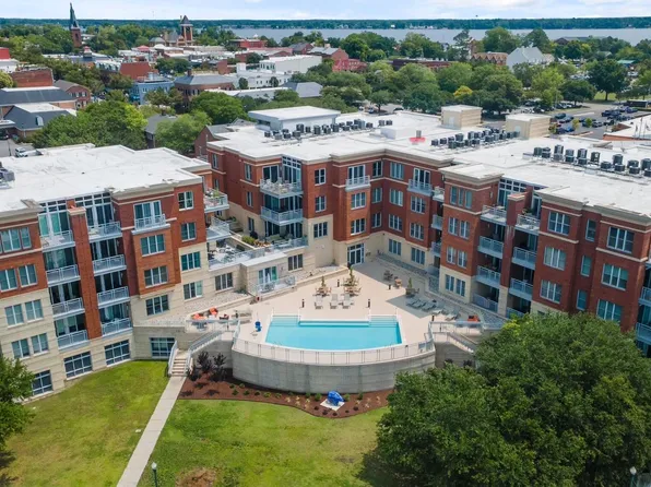306 Sky Sail Boulevard #306, New Bern, NC 28560