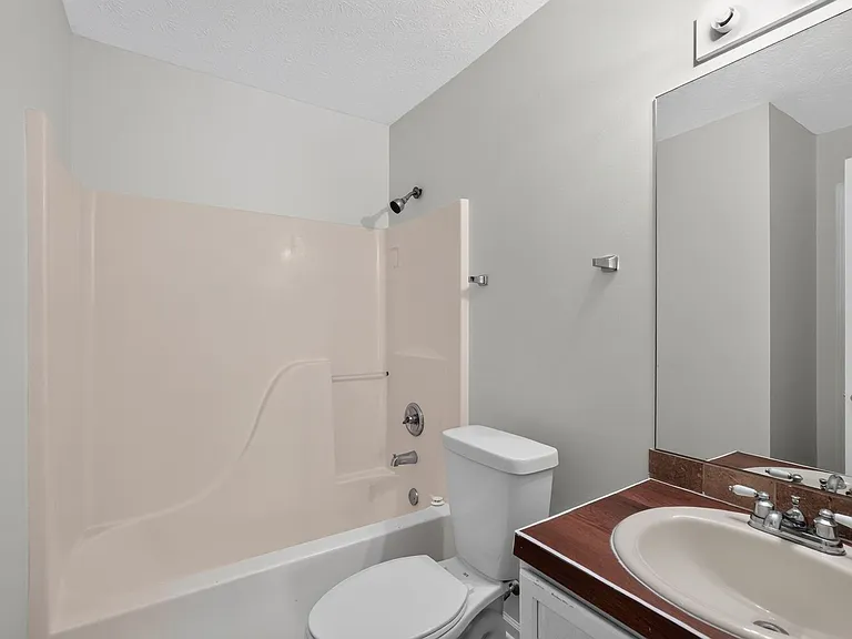 327 Autumn Lake Dr — Photo 16