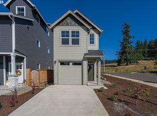 103 W Barbaras Way, Newberg, OR 97132