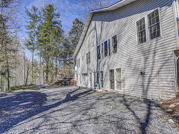 5th image of 1089 Old Railroad Grade Rd