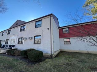 13706 68th Dr UNIT B, Kew Gardens Hills, NY 11367