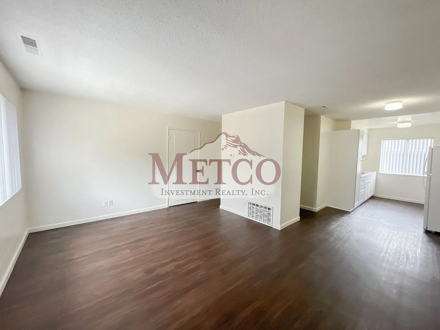 22902 — Photo 2