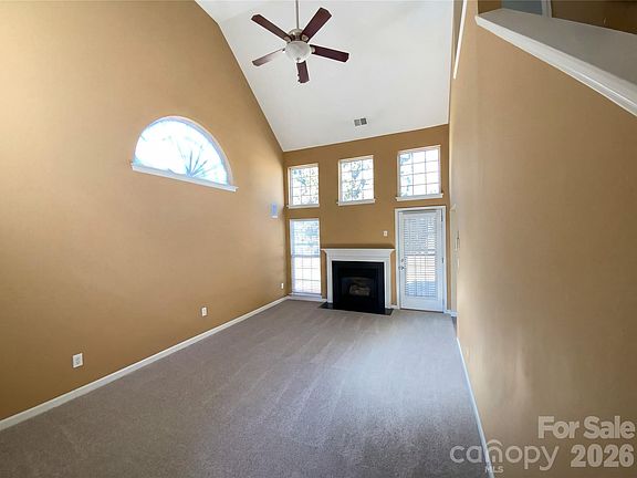 3rd image of 7824 Buddy Holly Rd