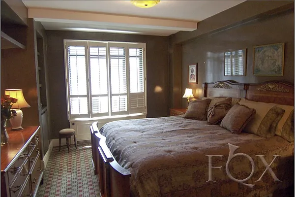 Sold by Fox Residential Group | media 29