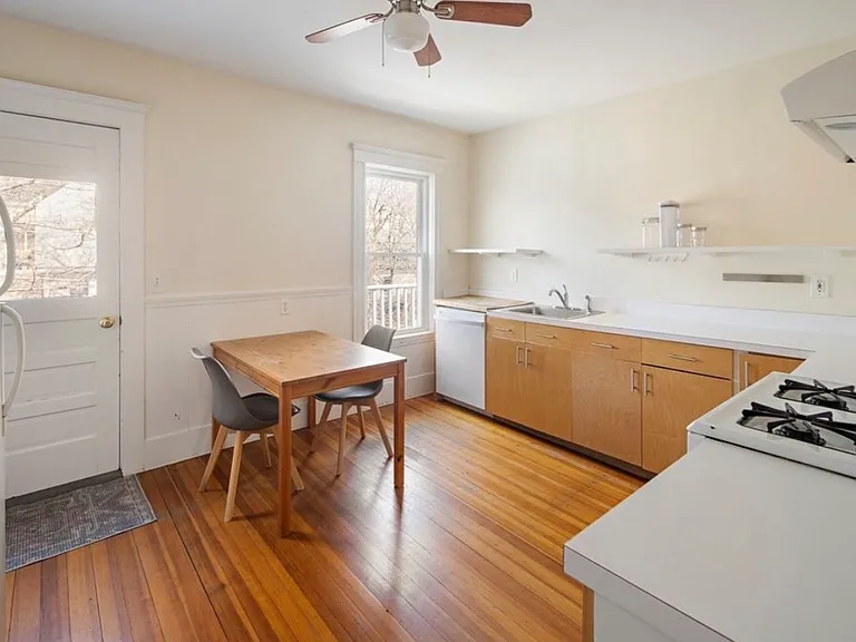 9 Sanborn Ave #3 — Photo 6