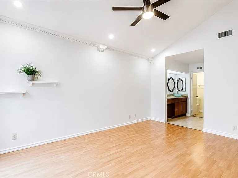 39 Castillo — Photo 13