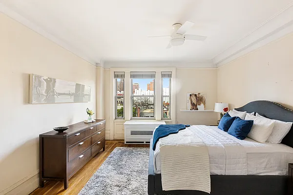 Sold by Compass | media 16