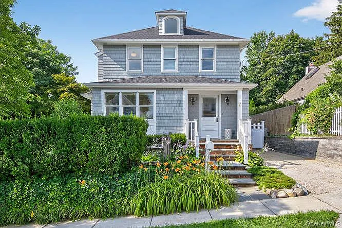 25 Soundview Ave