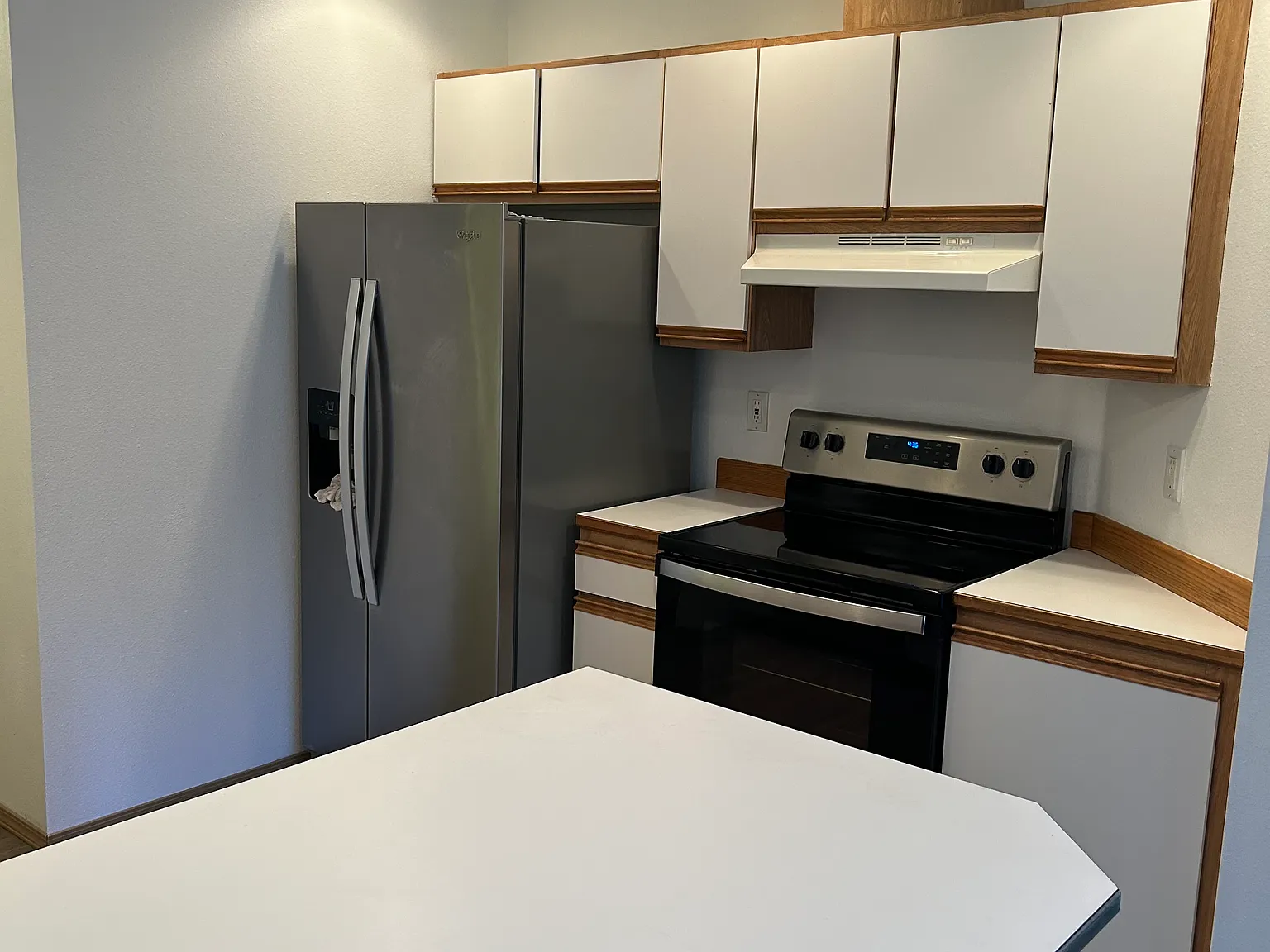 3 bed, 2.5 bath, 1350 sqft, $2,800 — Photo 3