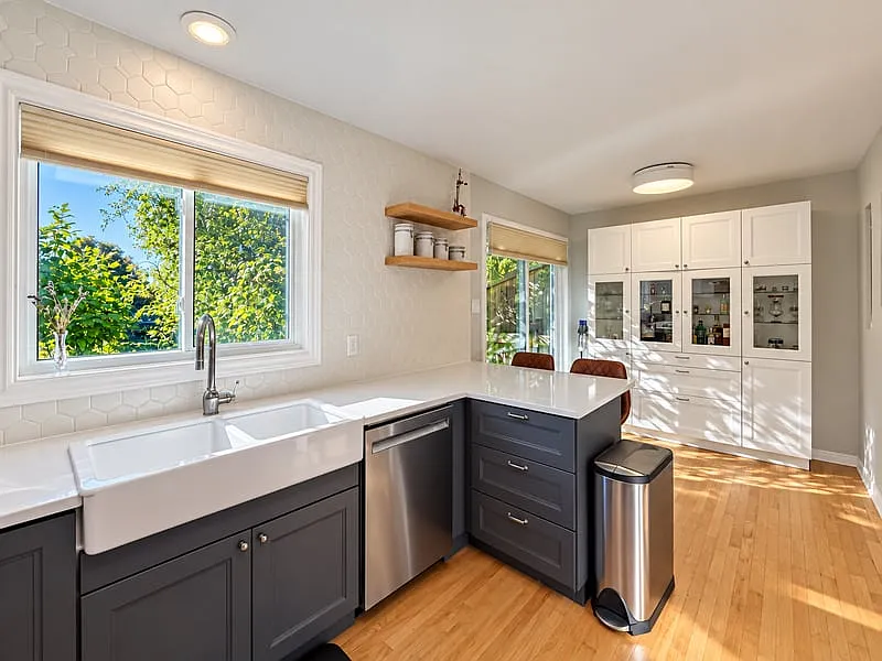 189 Dunbarton Court — Photo 3