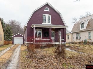 812 Belgrade Ave, North Mankato, MN 56003