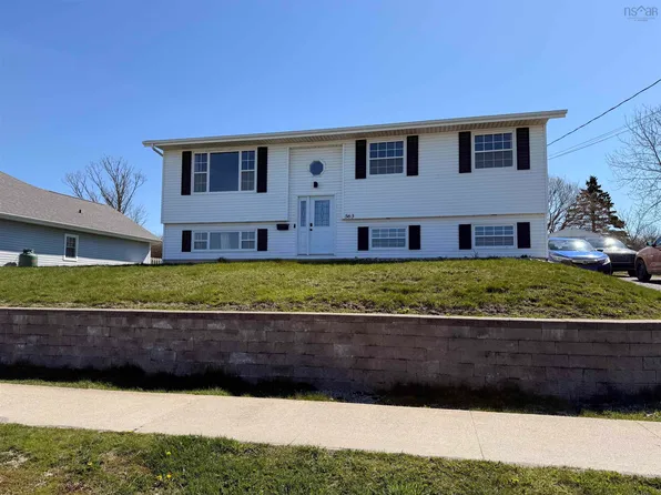 563 Brunswick St, Yarmouth, NS B5A 4S5