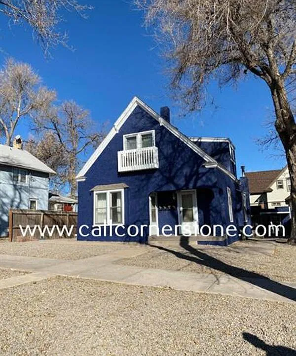 326 E Saint Vrain St #1