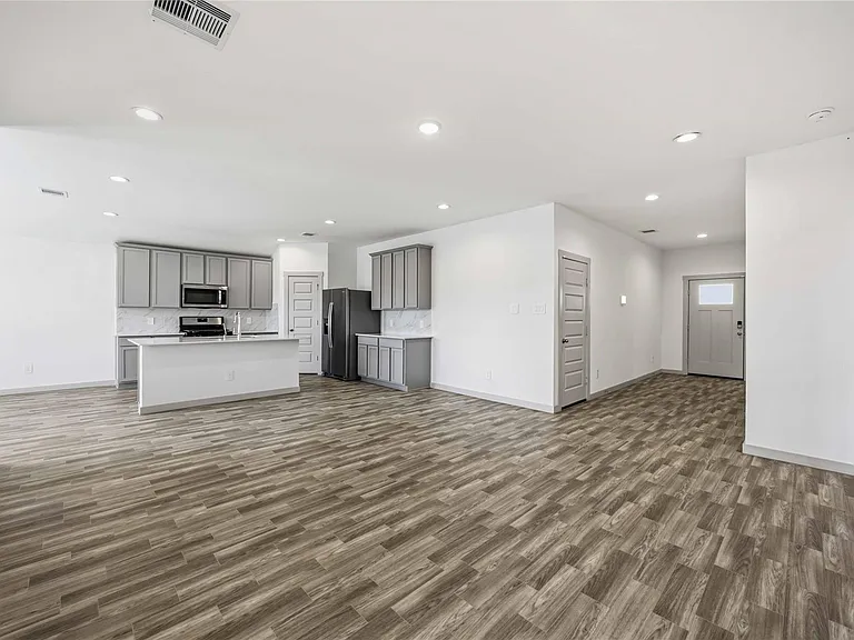7127 Whispering Leaf St — Photo 14