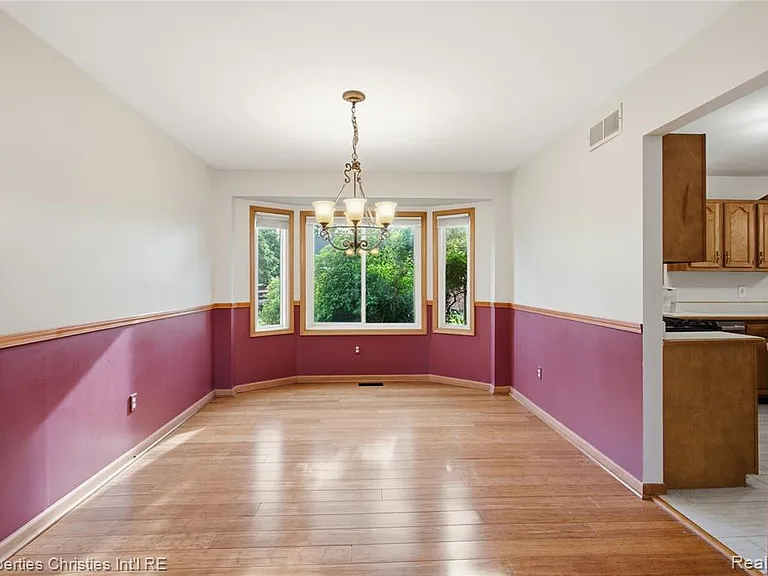 6474 Bedview Dr — Photo 9