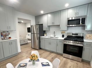 450 N 3rd Ave #2, Des Plaines, IL 60016