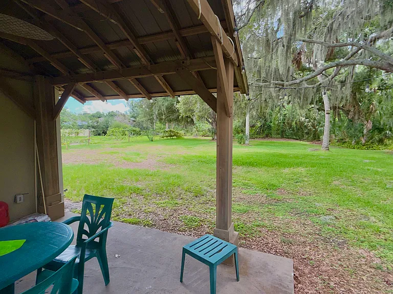 11007 Riverview Dr — Photo 17