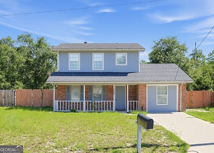 1st image of 1528 Woodcrest Cir