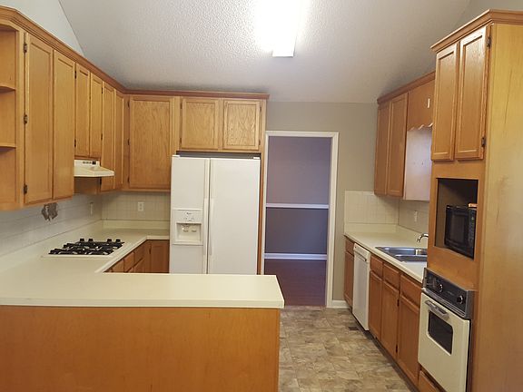 4th image of 117 Peach Pointe Dr
