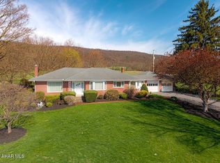 1771 Upper Snake Spring Rd, Everett, PA