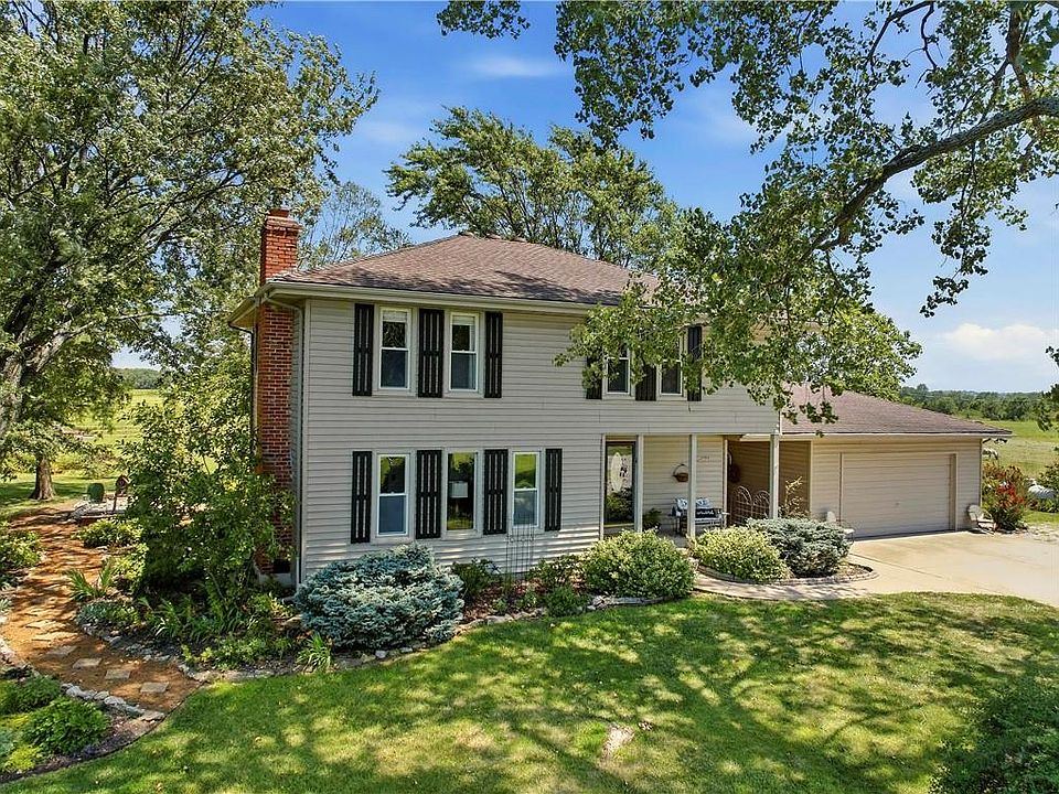 1st image of 15285 Edgerton Rd