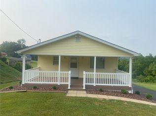 13400 Ridge Rd, North Huntingdon, PA 15642