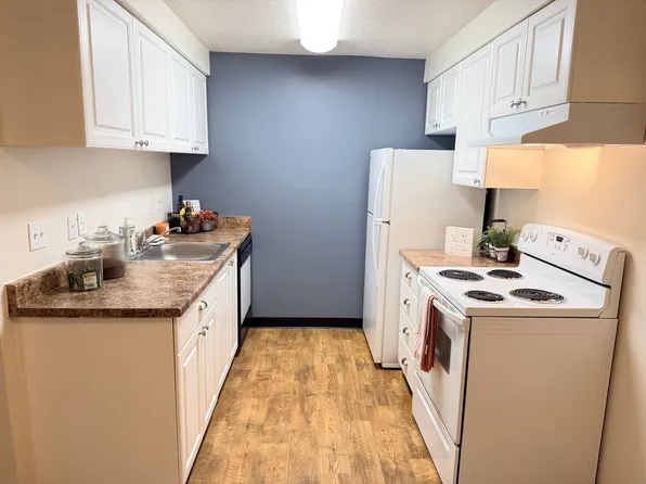 The Heights Apartments
