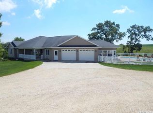 13155 Black Hills Rd, Dyersville, IA 52040