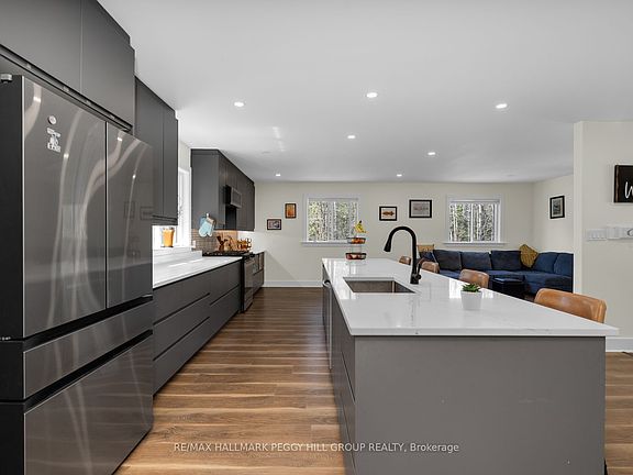 4th image of 400 Raymond Rd