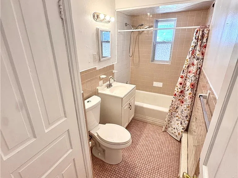535 W Tilghman St #1 — Photo 6