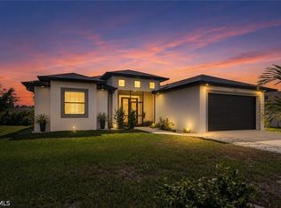 3713 25th St SW, Lehigh Acres, FL 33976