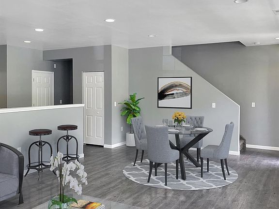 3rd image of 47520 Pembroke Dr #74