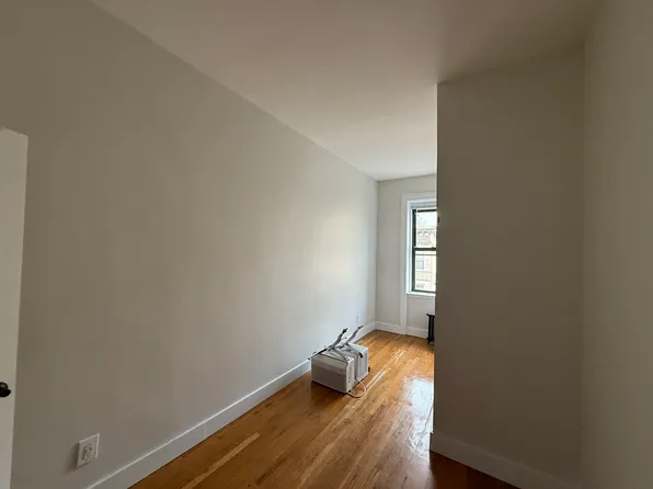 468 West 142nd Street image 7 of 8