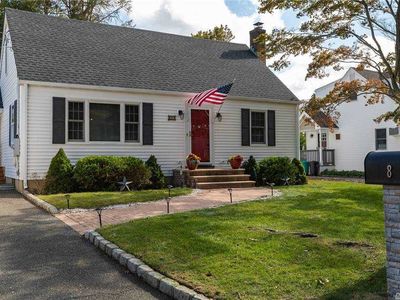 8 Fleetwood Ave, Melville, NY, 11747
