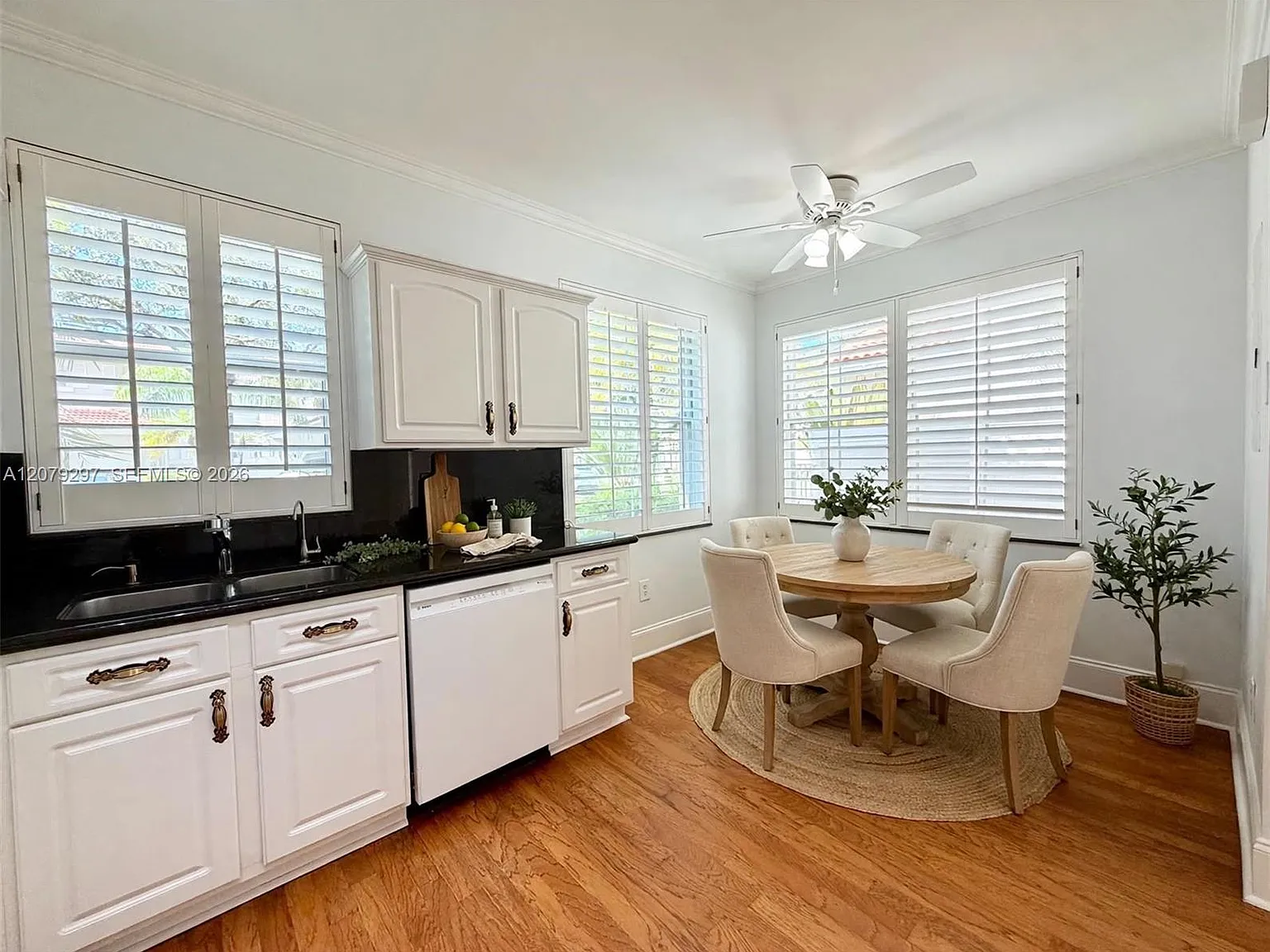 2 bed, 1404 sqft, $3,700 — Photo 1