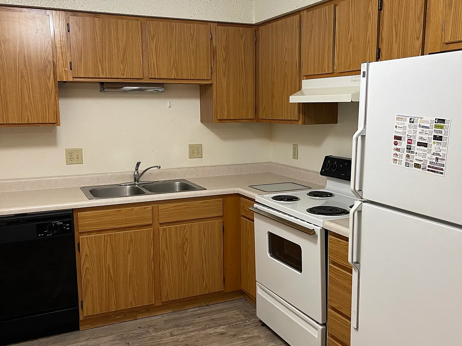 4 bed, $2,470 — Photo 3