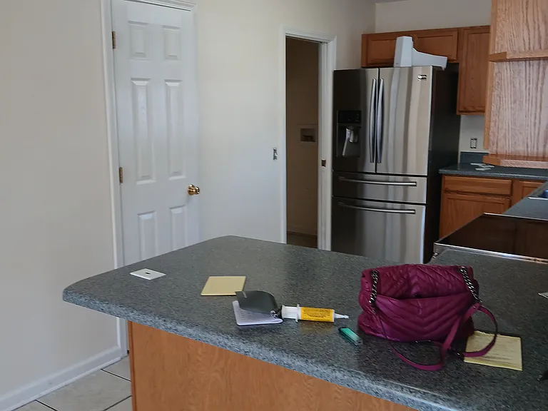 2514 Shady Oak Ct #B — Photo 6