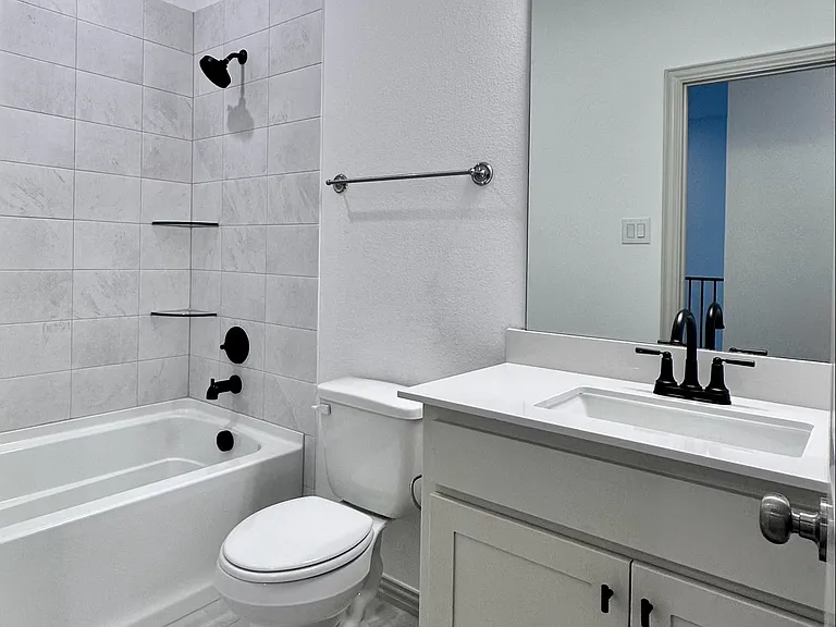 609 Friendswood Dr — Photo 12