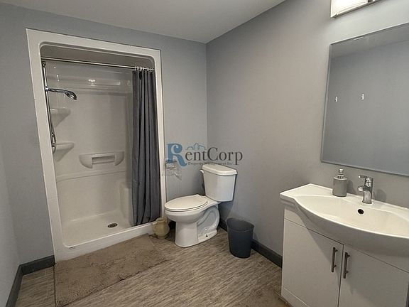 5th image of 258B Sunview St #2127