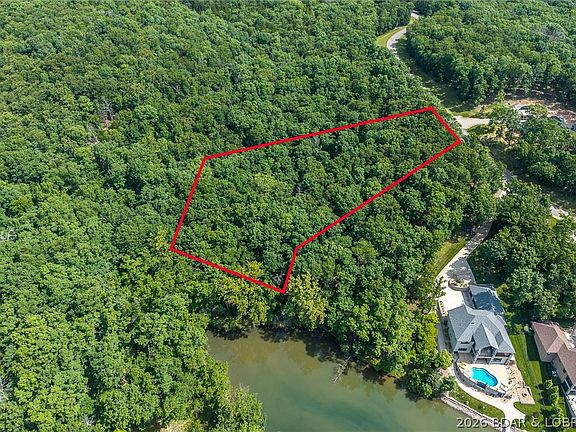 2nd image of 380 Waterview Ridge Ln