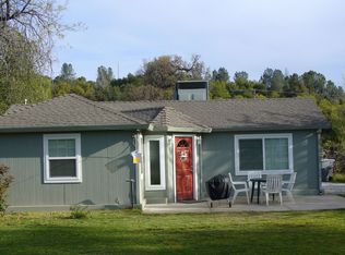 1860 Heller Ln, Redding, CA 96001